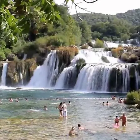Sime Vacation House Polaca