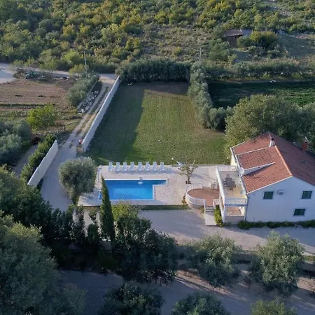 Sime Vacation House Polaca